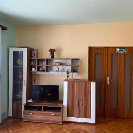 Dvije Palme Apartamento *