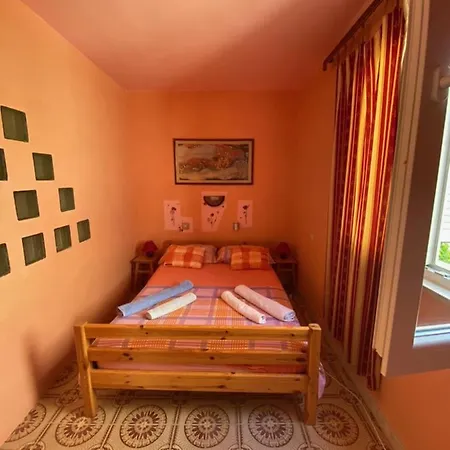 Dvije Palme Apartamento *