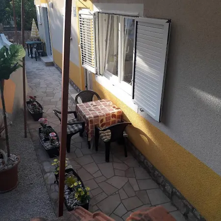 Dvije Palme Apartamento