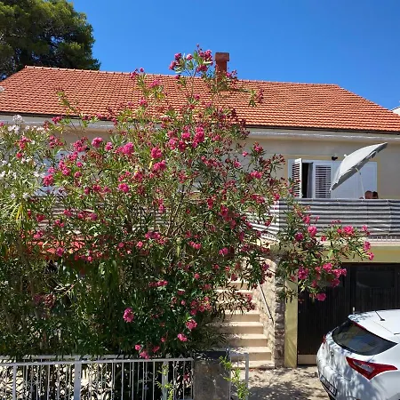 Apartamento Dvije Palme